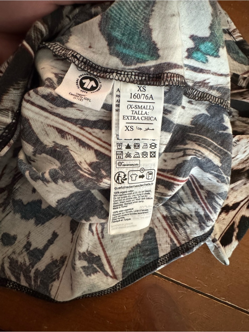 All Saints Women's Abstract Feather-Print Short Sleeve Top - Black/Green - Picture 6 of 9